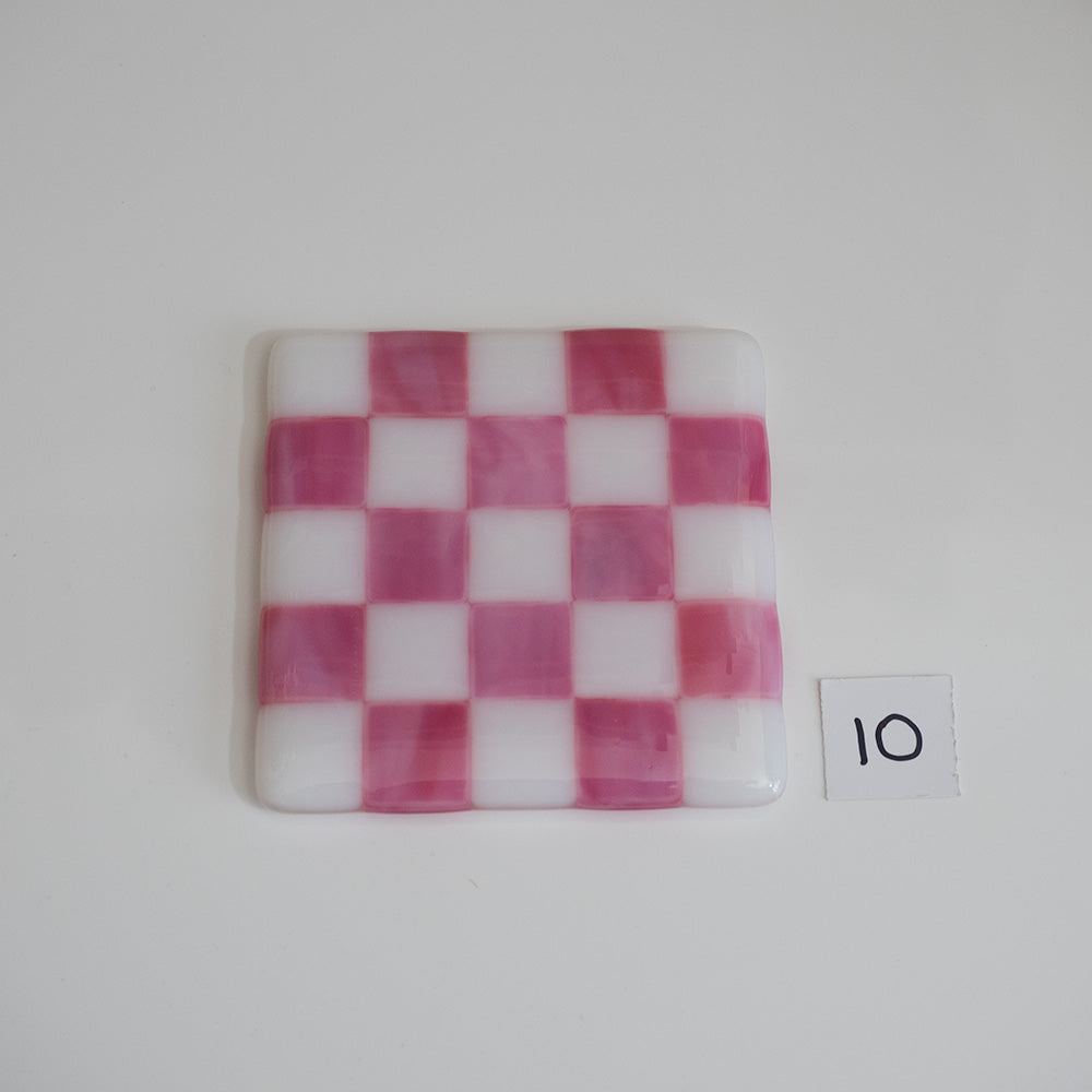 10cm White & Streaky Pink Chequered Coaster - Bullseye Collection
