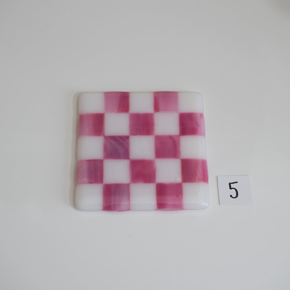 10cm White & Streaky Pink Chequered Coaster - Bullseye Collection