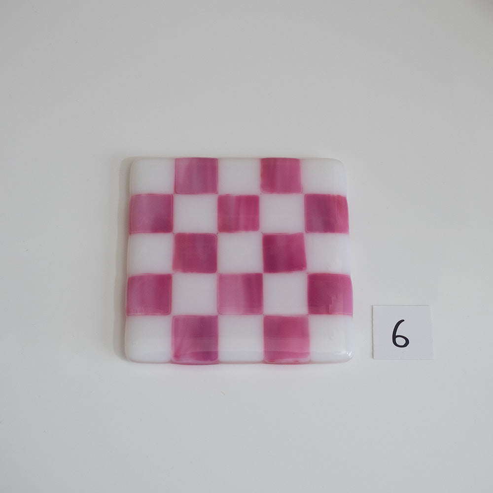 10cm White & Streaky Pink Chequered Coaster - Bullseye Collection
