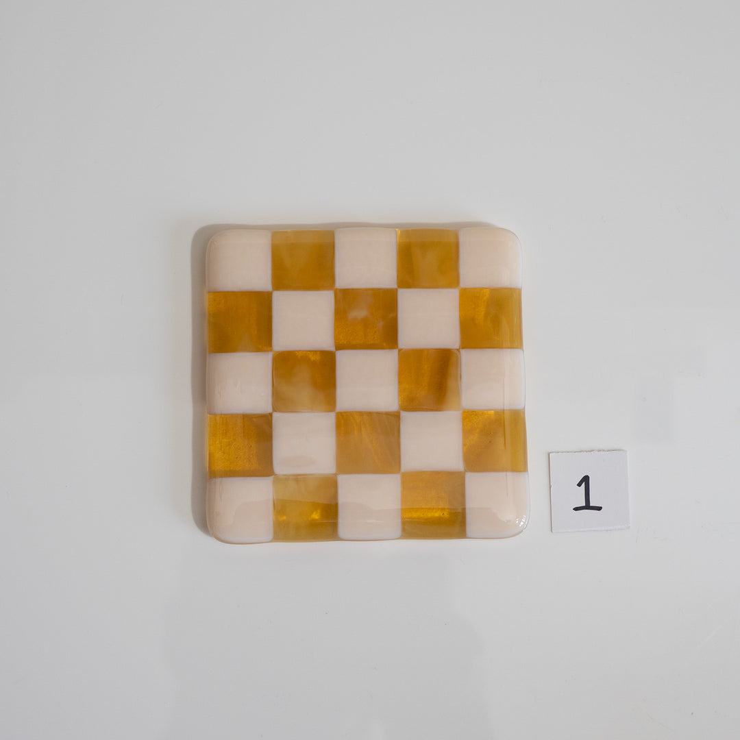 10cm Chequered Almond &amp; Amber Coaster