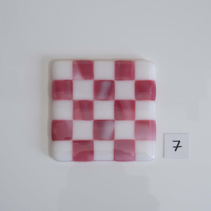 10cm White &amp; Streaky Pink Chequered Coaster - Bullseye Collection