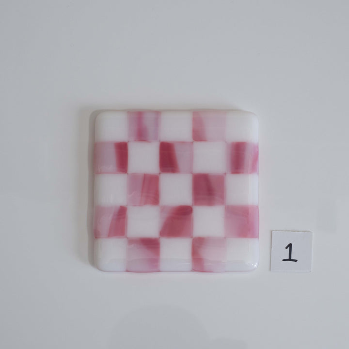 10cm White &amp; Streaky Pink Chequered Coaster - Bullseye Collection