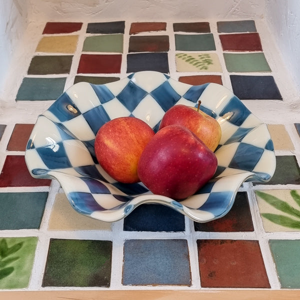 25cm Chequered Cream/Blue Bowl - Bullseye Collection