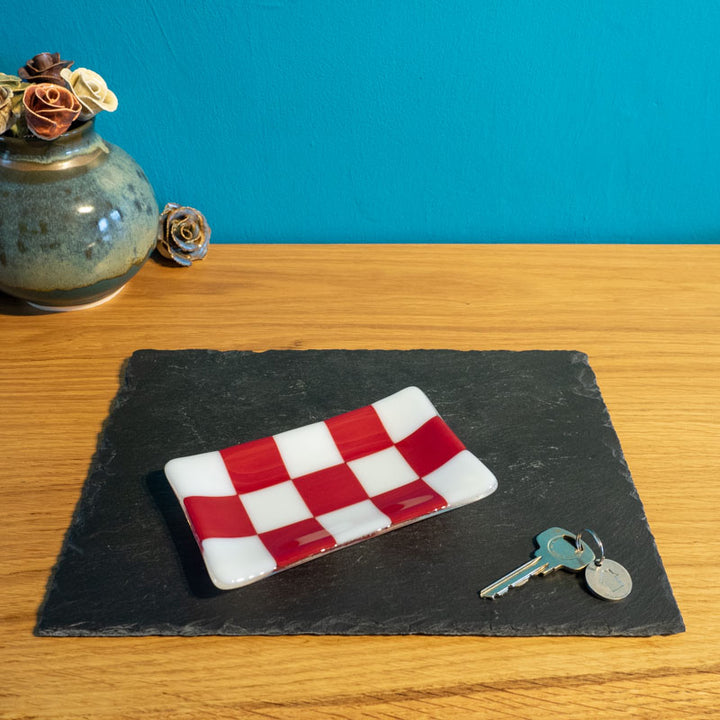 15x8cm Chequered White/Colour Tray image 8