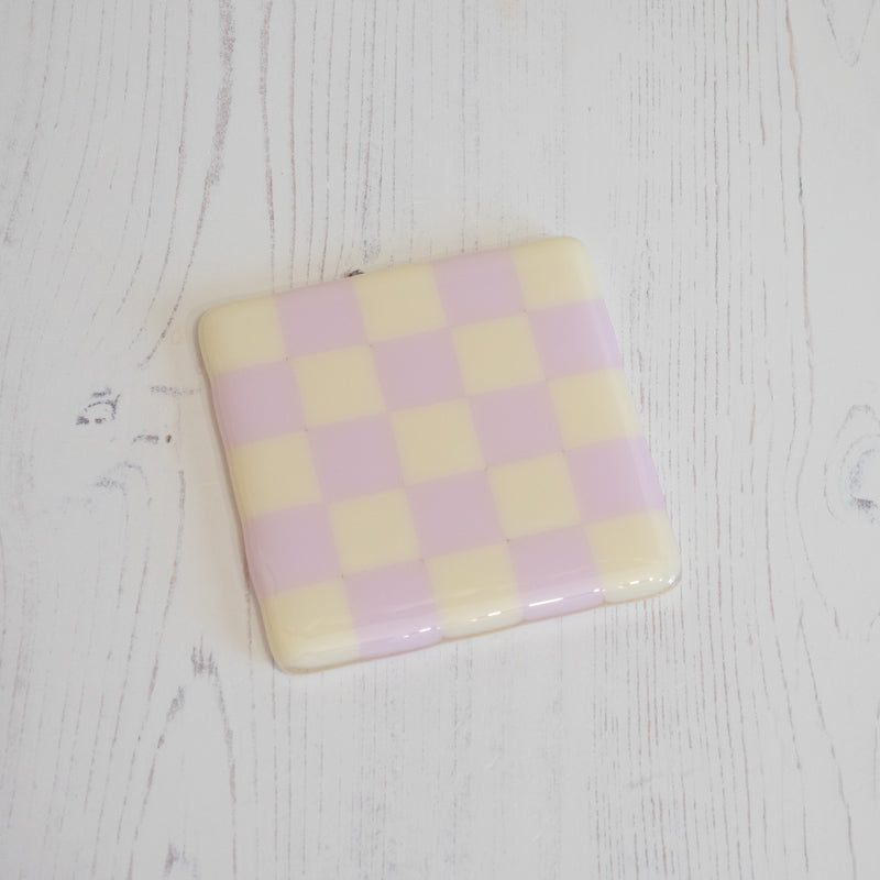 10cm Chequered Dual Coloured Coaster - Cream &amp; Pink image