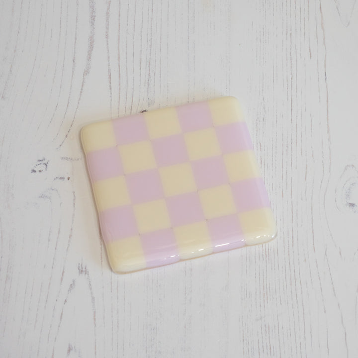 10cm Chequered Dual Coloured Coaster - Cream &amp; Pink image
