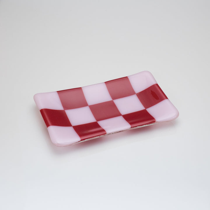 15x8cm Chequered Dual Coloured Tray - Pink &amp; Red Opal image