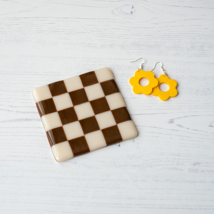 10cm Chequered Dual Coloured Coaster - Almond &amp; Brown Woodland image