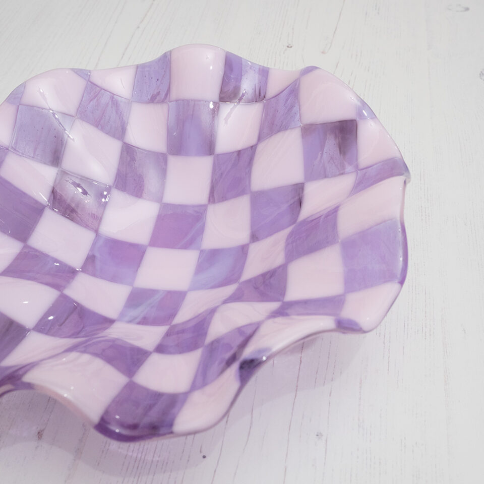 25cm Chequered Pink/Lavender/Amethyst Bowl - Image 5