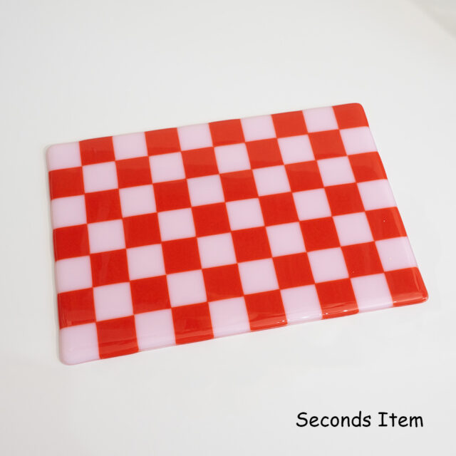 “Seconds” 30x21cm Pink/Pimento Red Coloured Placemat (please read full description)